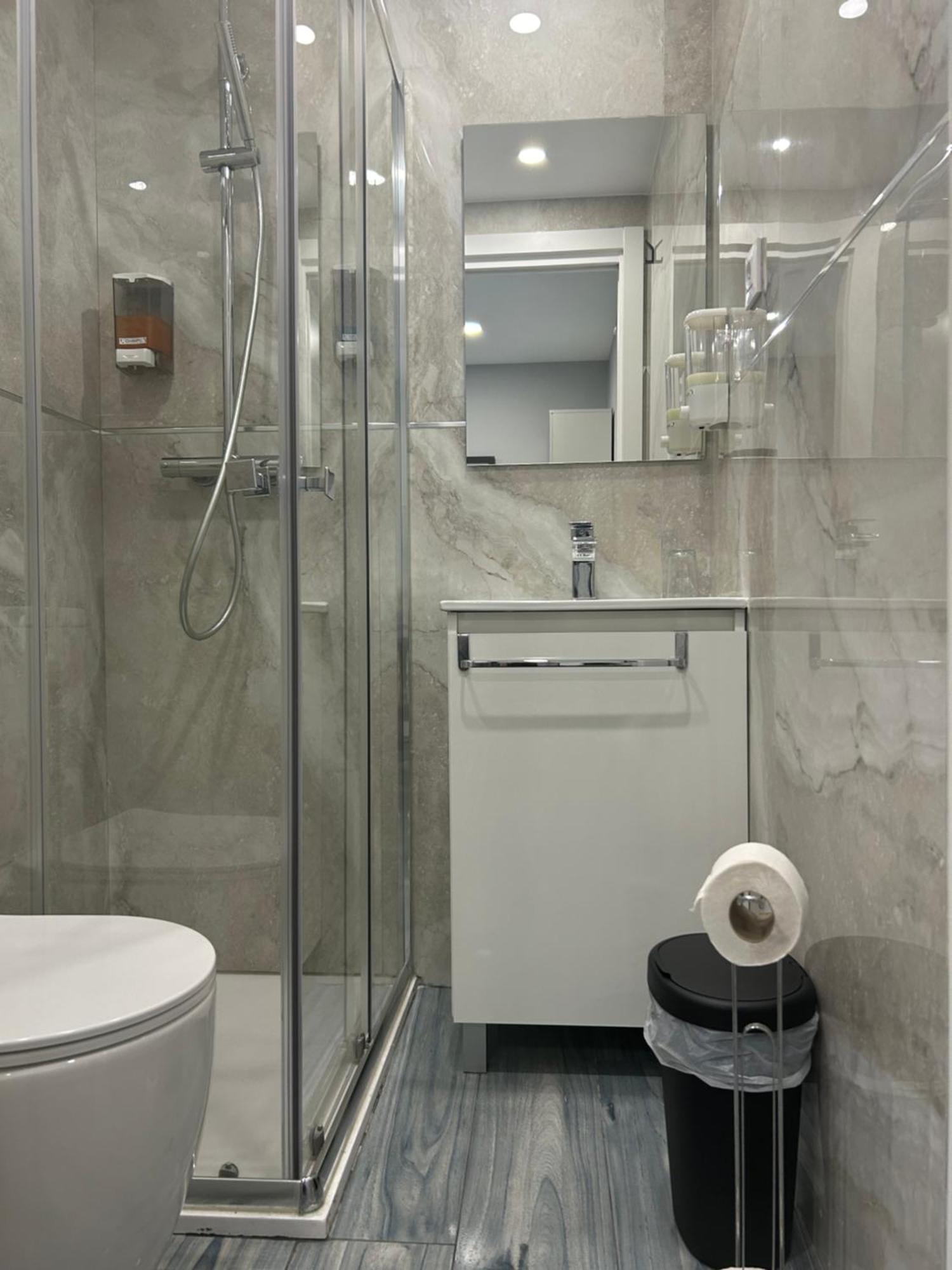 Casa Julian-Inn Madrid Extérieur photo